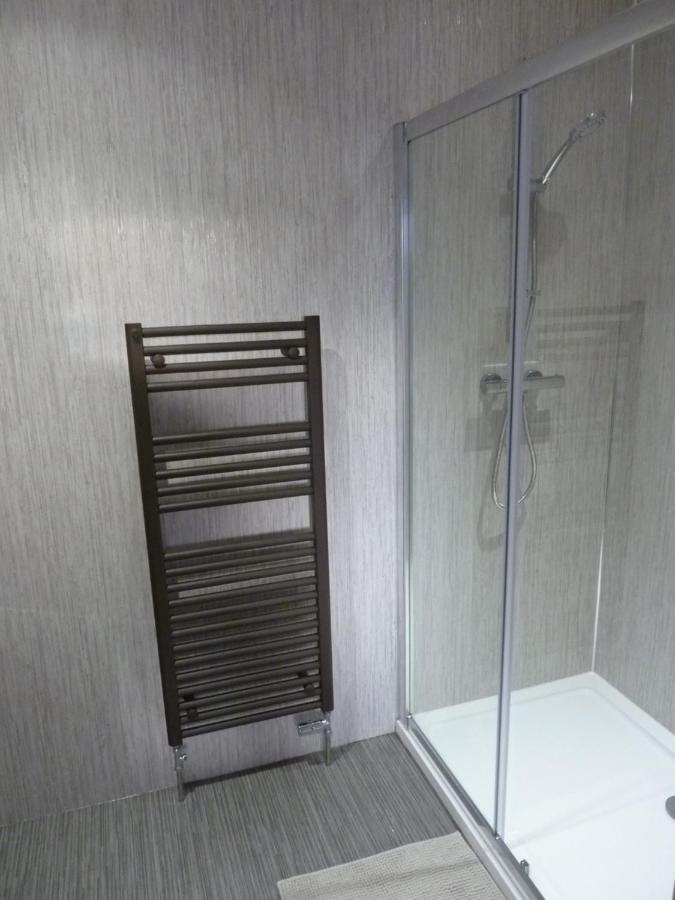 Inverness. Private Double Room With En Suite. Room Only. المظهر الخارجي الصورة