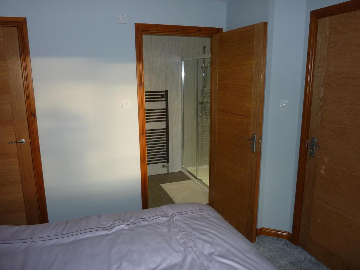 Inverness. Private Double Room With En Suite. Room Only. المظهر الخارجي الصورة